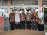 monitoring keberadaan guru disekolah SMP 2 Payakumbuh bersama  bapak ibu pengawas kota payakumbuh